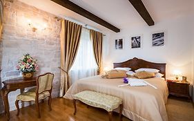 Priska Heritage Rooms (Adults Only)